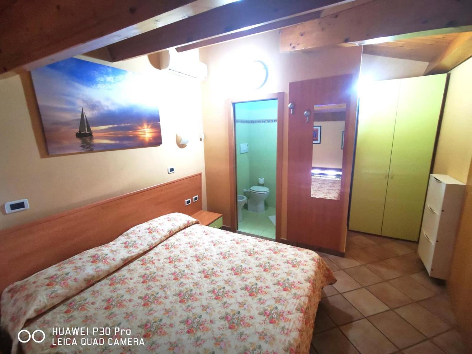 Porto Recanati Zimmer Esterno foto